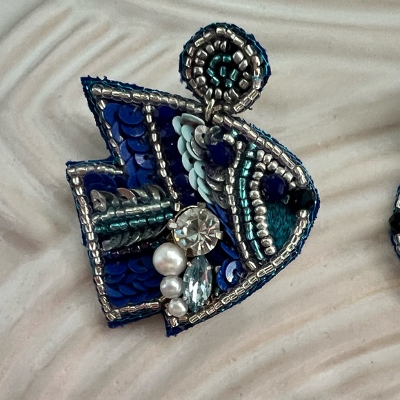 Fish earrings - Picture 2 of 3